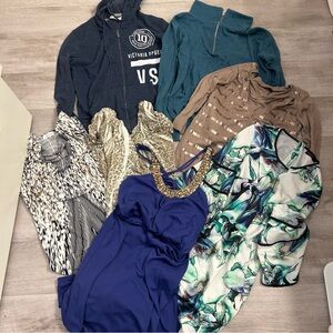 Women’s size medium small bundle of tops and blouses